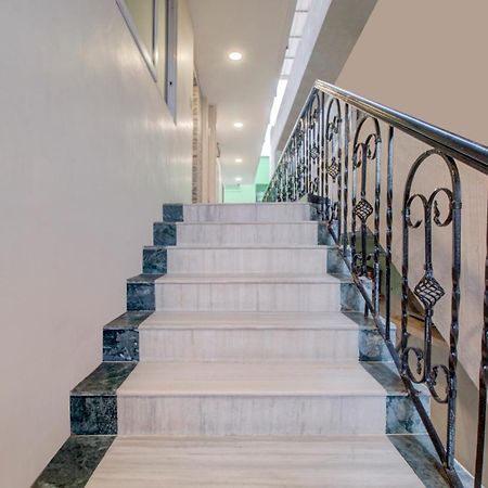 Отель Treebo Mvp Grand Вишакхапатнам Экстерьер фото